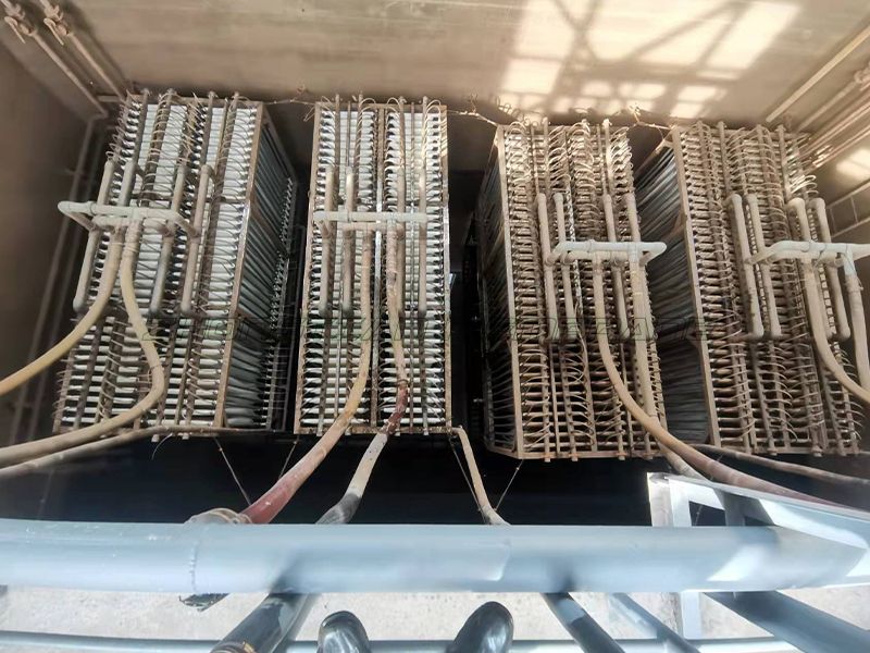 1000吨生活污水MBR膜组安装现场（二）